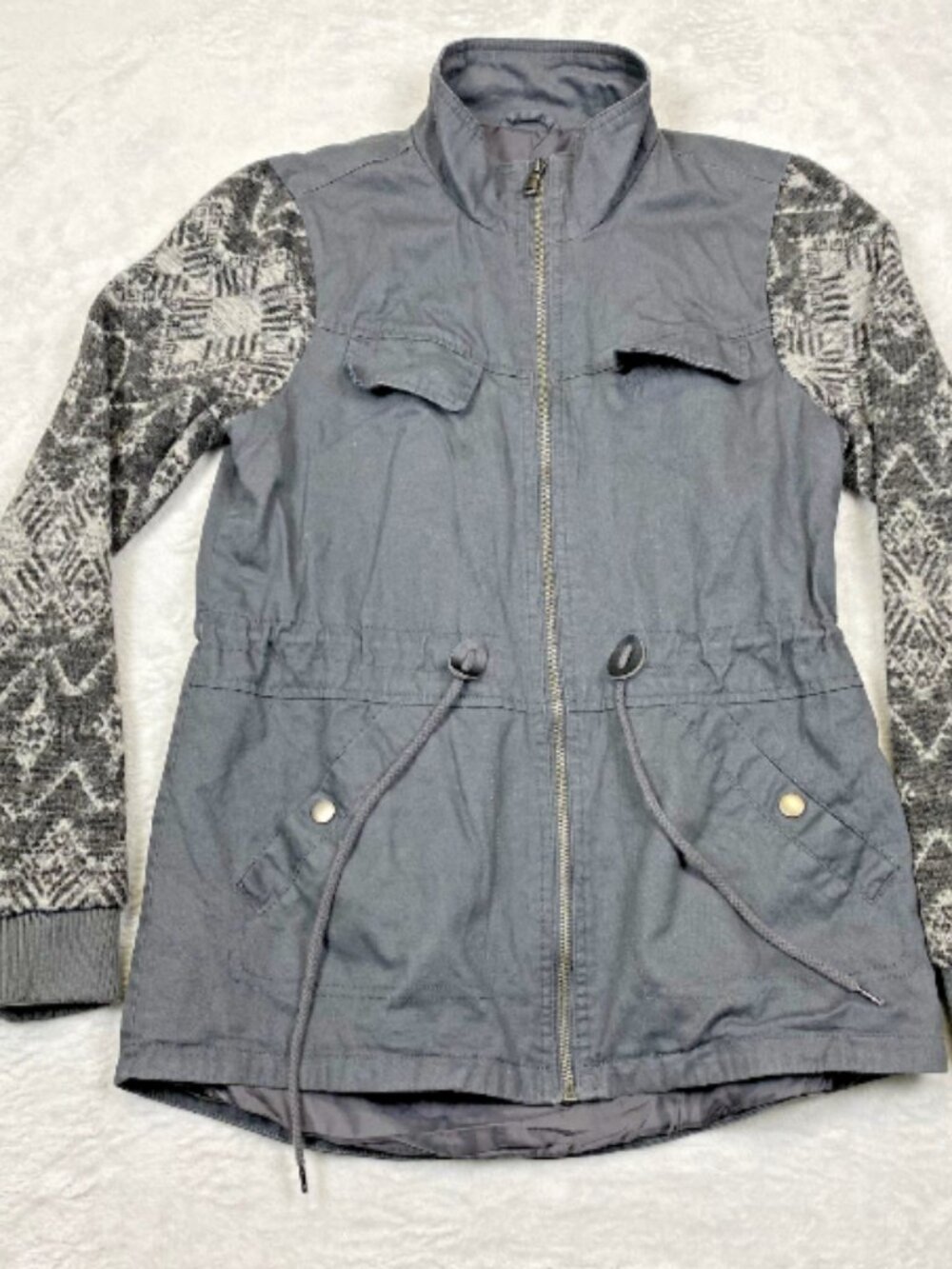Mossimo Supply Co. Women's Gray Full Zip Collared Jacket M Geometric Sleeves